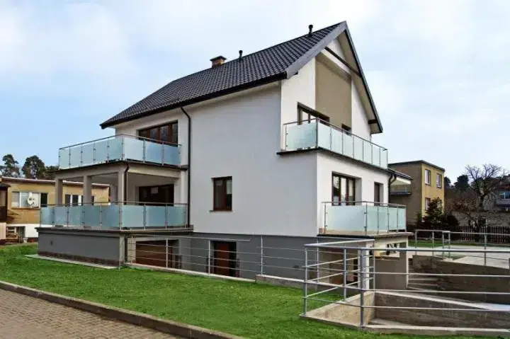 Zatoka Cydrowa — widok z ogrodu